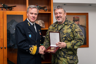 Ilustrační obrázek ke článkuGenerál Opata jednal s předsedou Vojenského výboru NATO admirálem Bauerem