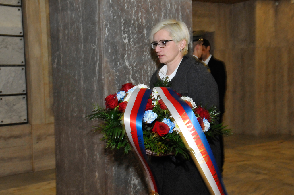 Ministryně obrany Karla Šlechtová uctila památku československých vojáků padlých ve světových válkách