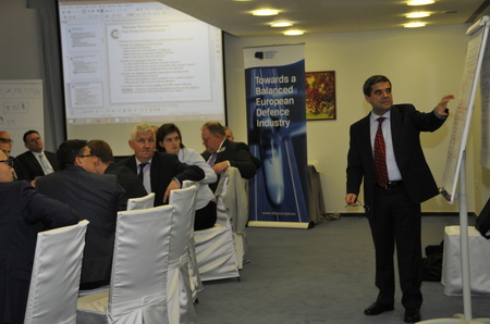 Mezinárodní workshop o vyzbrojování řešil realizaci mnohonárodních projektů 