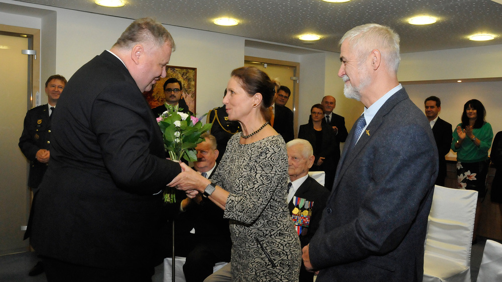 Zástupci Ministerstva obrany si připomněli československého Air Marshala RAF Karla Janouška