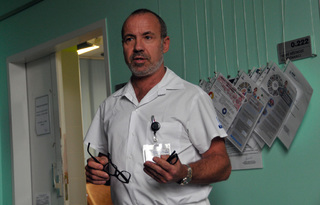 Primář OHKT ÚVN a hlavní odborník AČR pro hematologii a transfuzní službu plukovník MUDr. Miloš Bohoněk