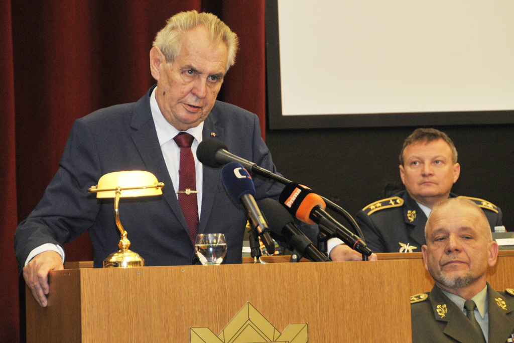 Prezident podpořil misi v Afghánistánu, vyslovil se i pro navýšení české přítomnosti