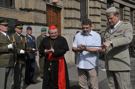 Výstava před generálním štábem se věnuje roli českých vojáků v Pražském povstání