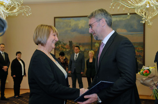 Z udělování ocenění občanským zaměstnancům