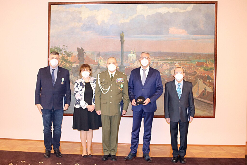 Ministr obrany ocenil válečné veterány z Perského zálivu