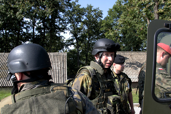 Odjezd české čety VP na první patrolu (1)