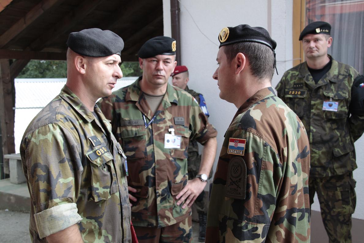 pplk Gottfried v rozhovoru s chorvatskými kolegy