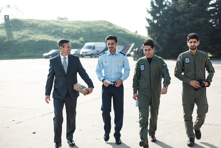 Afghánští studenti se vítají s hosty 