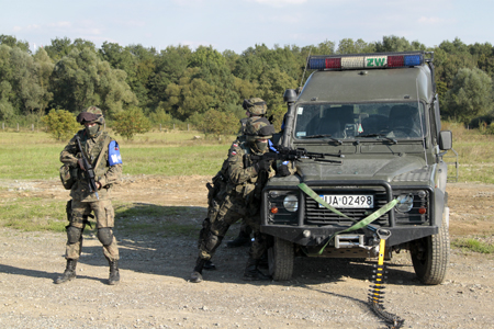 příprava na VIP den – polští vojenští policisté