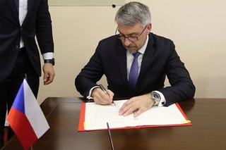  Slavnostní podpis Dohody o vojensko-technické spolupráci