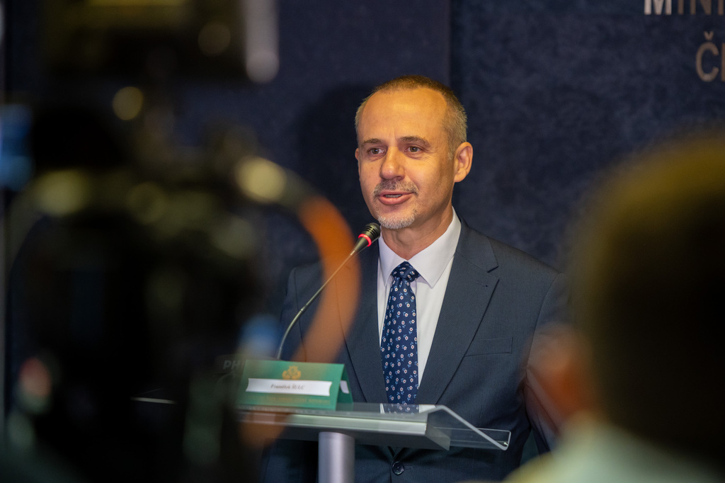 Náměstek František Šulc na tiskové konferenci