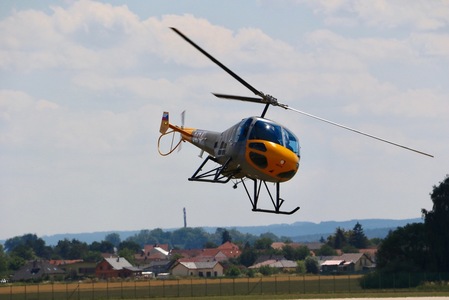 Americký vrtulník Enstrom 480B