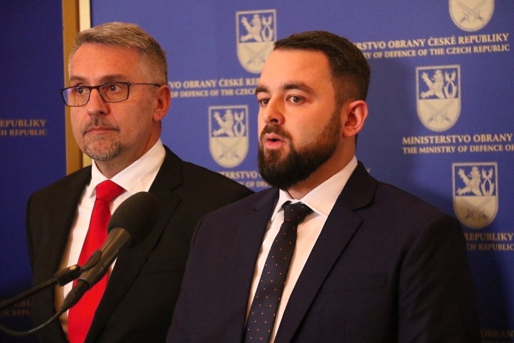 Ministr Lubomír Metnar se svým náměstkem Filipem Říhou