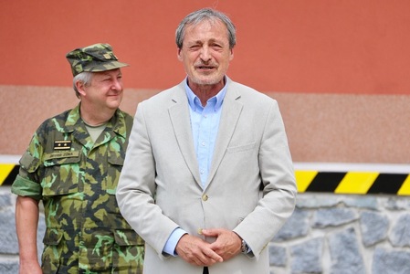 Podle ministra Martina Stropnického je vzhledem k aktuální bezpečnostní situaci důležitá podpora domácího obranného průmyslu