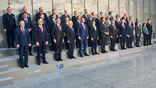 Ministr Jaromír Zůna v Bruselu jednal v NATO a v Radě EU, řešily se také budoucí hrozby