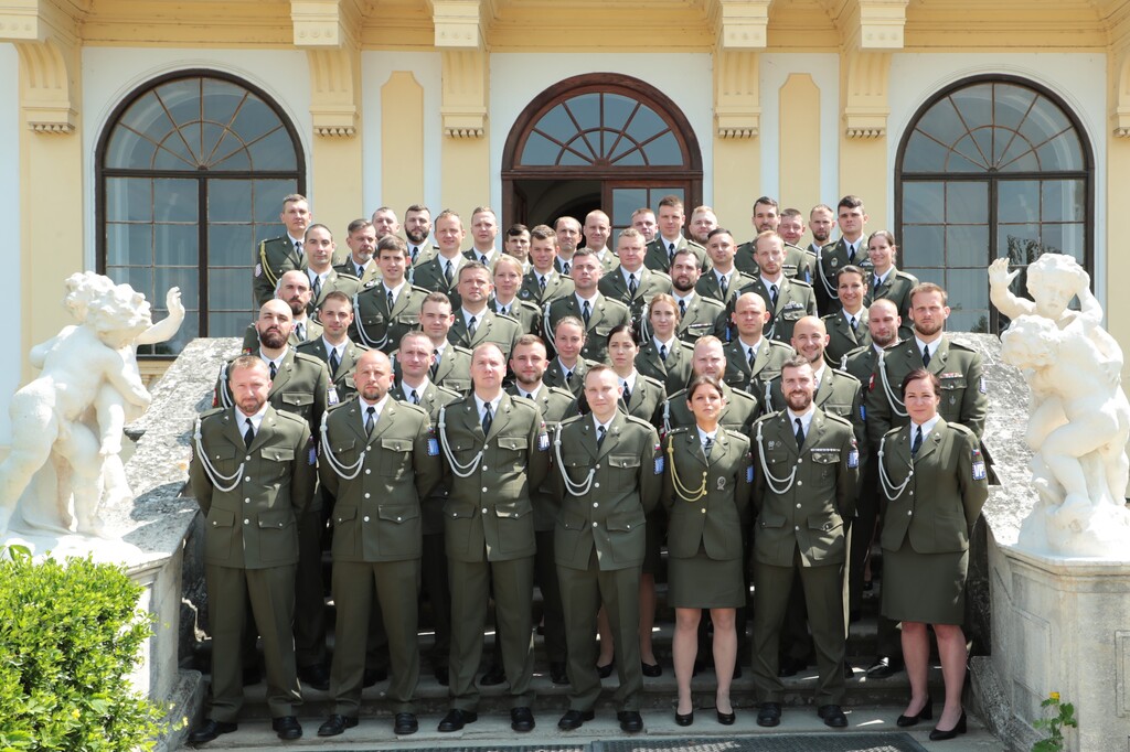Absolventi Odborného základního kurzu Vojenské policie