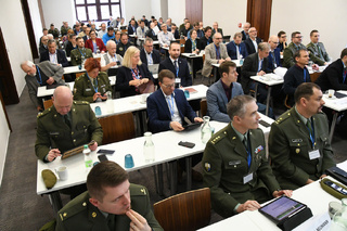 Spolupráce Univerzity obrany s Akademií věd ČR