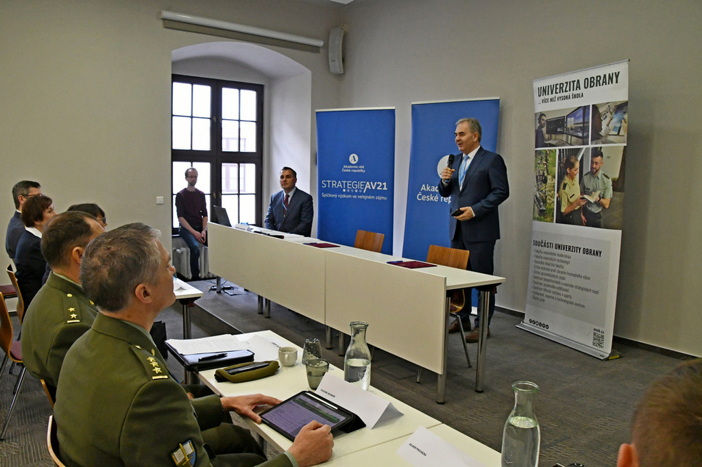 Spolupráce Univerzity obrany s Akademií věd ČR