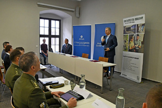 Spolupráce Univerzity obrany s Akademií věd ČR