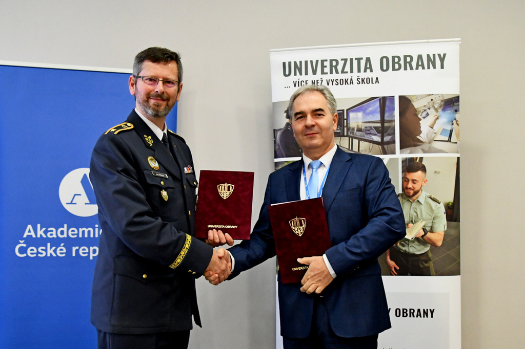 Spolupráce Univerzity obrany s Akademií věd ČR