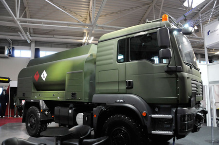 Automobilní cisterna AKTIS