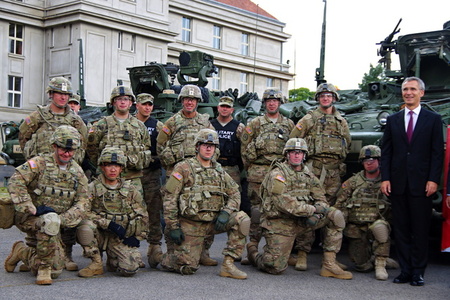 Generální tajemník NATO Jens Stoltenberg zahájil návštěvu České republiky