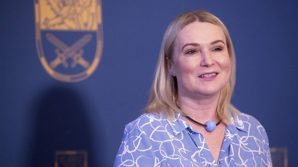 Ministryně Černochová bude v USA jednat v Pentagonu, zpět do ČR převeze ostatky gen. Moravce
