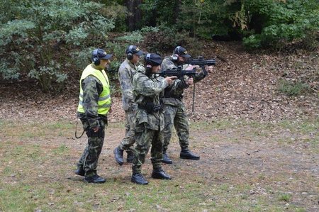 Příslušníci Roty aktivních záloh Vojenské policie pokračují ve výcviku 2