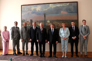 Ministr obrany Jaromír Zůna přijal předsedu moldavského parlamentu Igora Grosu