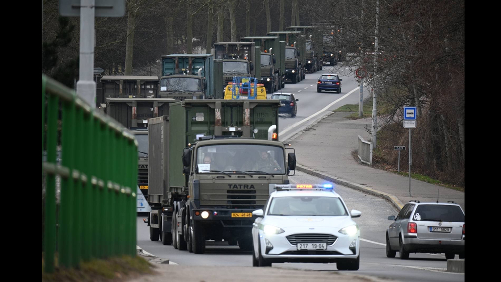  Armáda ČR pomůže s výstavbou humanitární základny na Slovensku