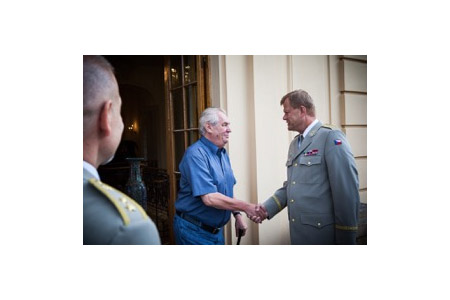 Prezident republiky se sešel s náčelníkem Generálního štábu AČR a jeho zástupci