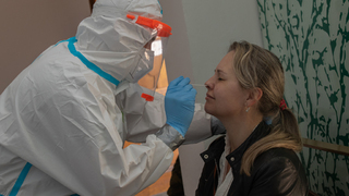 Strakoničtí vojáci již otestovali téměř dva tisíce lidí na COVID-19