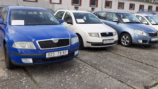 Ilustrační obrázek ke článkuMinisterstvo obrany prodává nepotřebné automobily a další techniku