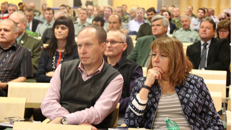 Ochrana lidských práv a svobod je pro resort obrany důležitá