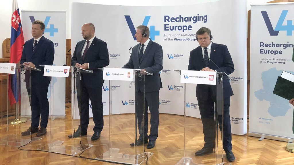 Náměstek Havránek na zasedání ministrů obrany V4: Země Visegrádu musí hovořit stejným hlasem