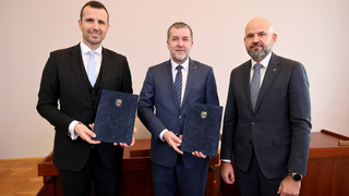 Ilustrační obrázek ke článkuMinisterstvo obrany podepsalo smlouvu o spolupráci s Asociací leteckého a kosmického průmyslu 