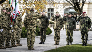 Ilustrační obrázek ke článkuGenerál Hlaváč na jednání států V4 v Maďarsku: Náš společný cíl je bezpečná a dobře připravená střední Evropa