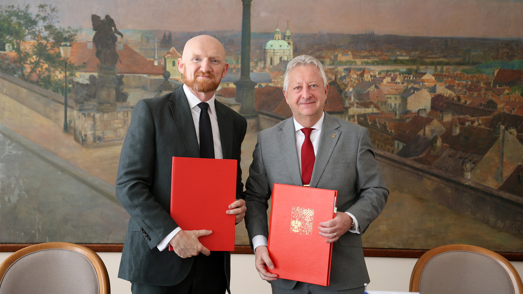 Česká republika a Spojené království posilují vojenskou spolupráci v rámci BMATT