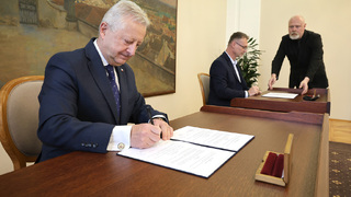 Memorandum o spolupráci s Vyškovem pomůže vyřešit nedostatek bytů pro vojáky z povolání