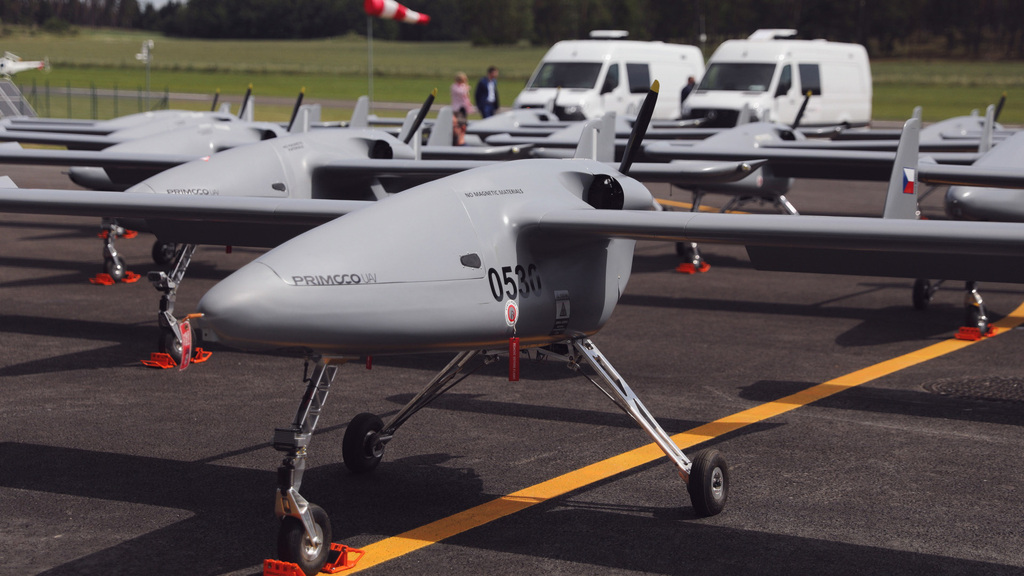 Na letišti v Písku vzniklo první profesionální výcvikové středisko pilotů bezpilotních letounů