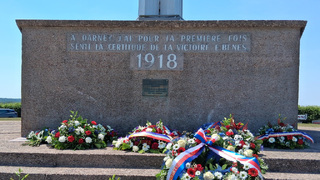 Delegace České republiky vzpomněla v Darney 108 let od slavnostní přísahy legionářů