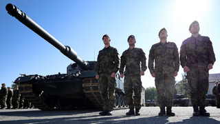 Ilustrační obrázek ke článkuHistorický milník pro českou obranu: Přáslavický prapor kompletně převzal tanky Leopard 2A4