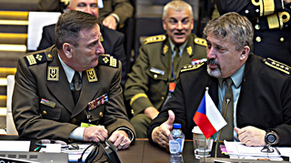 Ilustrační obrázek ke článkuGenerál Opata se v Bruselu zúčastnil jednání vojenských výborů EU a NATO
