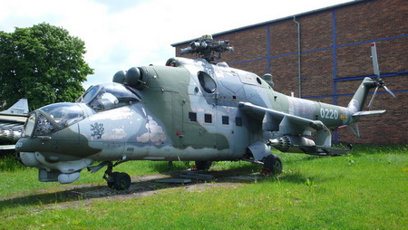 Bitevní vrtulnik Mi-24D