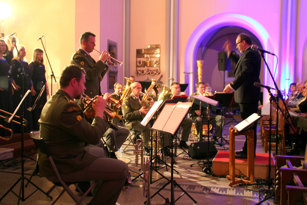 BrassBand Ústřední hudby AČR připravil program plný překrásných klasikých a vánočních melodií