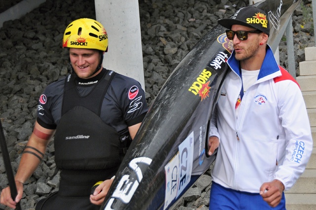 Bratři v reprezentaci deblíř Jakub Jáně a kanoista Michal Jáně