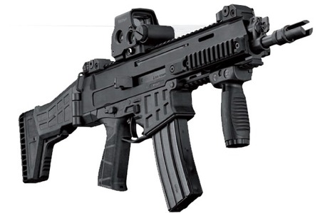 Náčelníkovi generálního štábu byla představena druhá generace pušky BREN