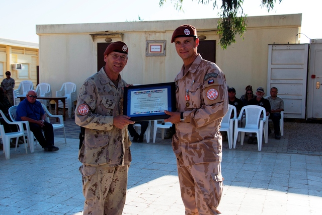 Certifikát o předání velení