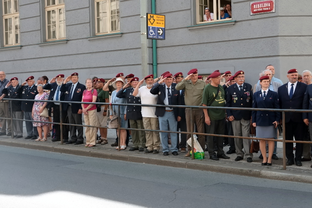 Česká republika si připomíná hrdinný boj parašutistů v kryptě pravoslavného kostela sv. Cyrila a Metoděje