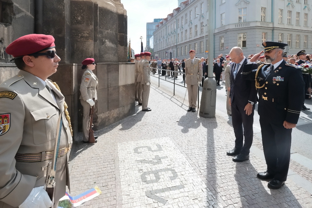 Česká republika si připomíná hrdinný boj parašutistů v kryptě pravoslavného kostela sv. Cyrila a Metoděje
